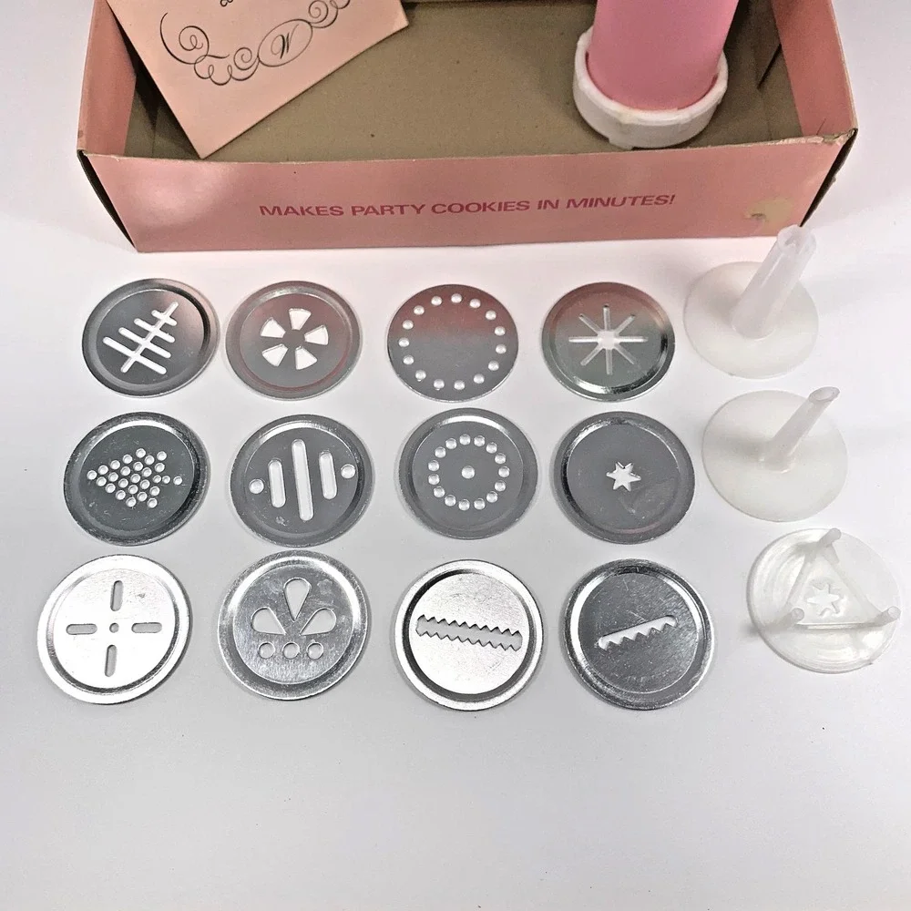 Vintage Wilton Sugar Plum Cookie Press Pink White 12 Disc 3 Cones‎ NEW-UNUSED